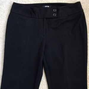 ✨Women’s black dress pants ✨